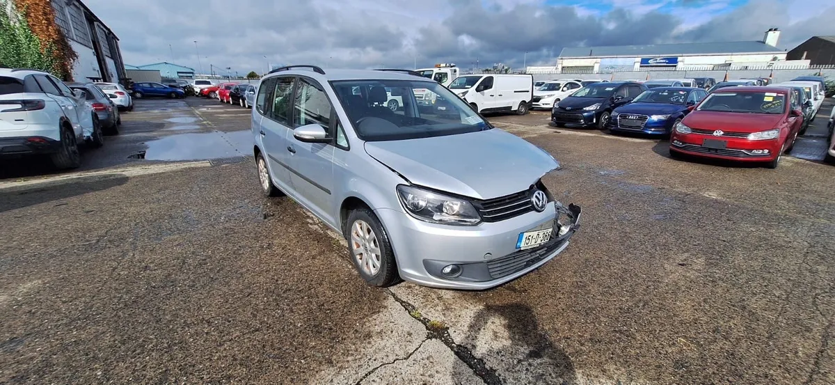 15 Touran…Diesel…7 Seater - Image 1