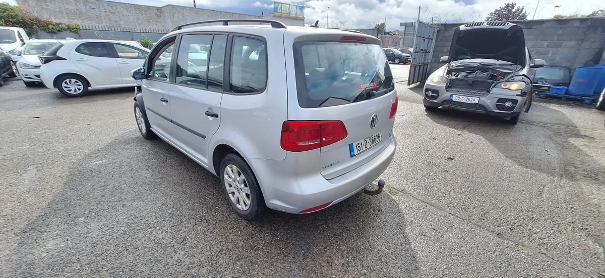 15 Touran…Diesel…7 Seater - Image 4