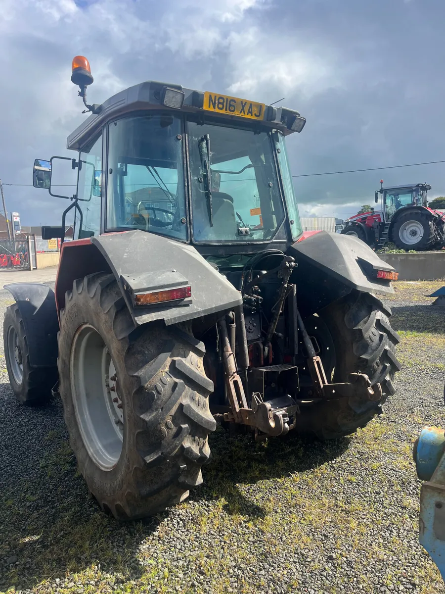 Massey Ferguson 6150 - Image 4