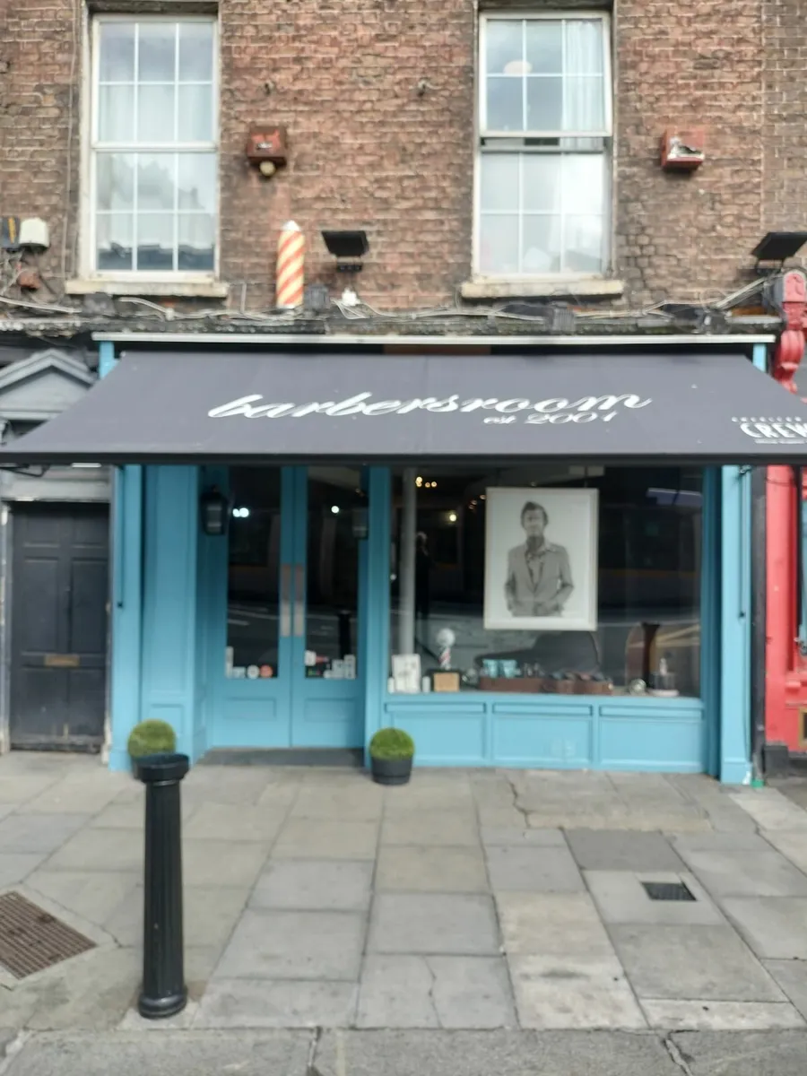 Space for rent in barbershop - Image 1