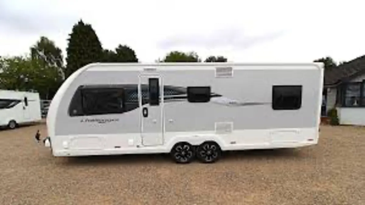 2026 SWIFT CHALLENGER 630/640 6/7 BERTH 8FT WIDE - Image 2