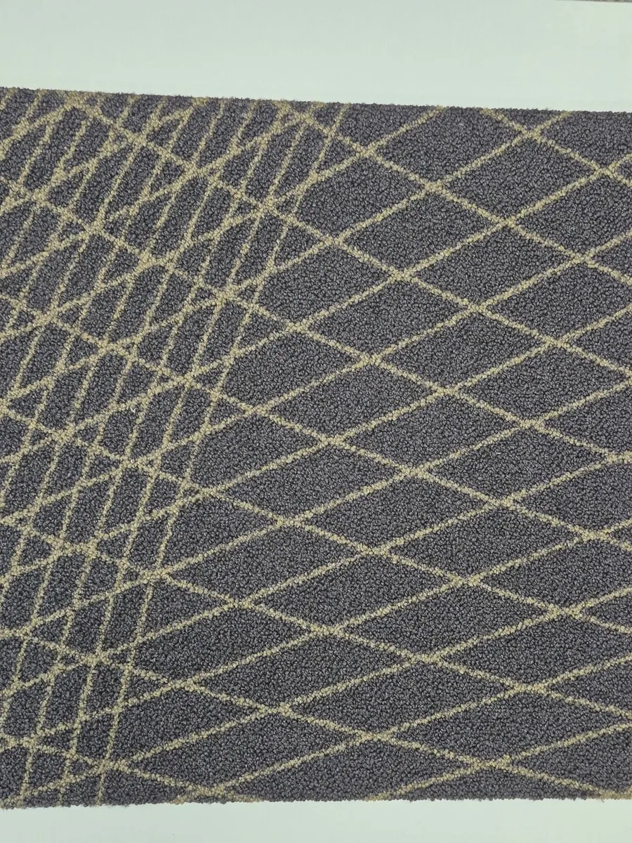 Carpet tiles - Image 1