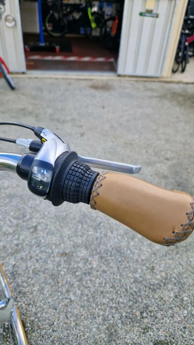 Ladies Pendleton Bike - Image 3