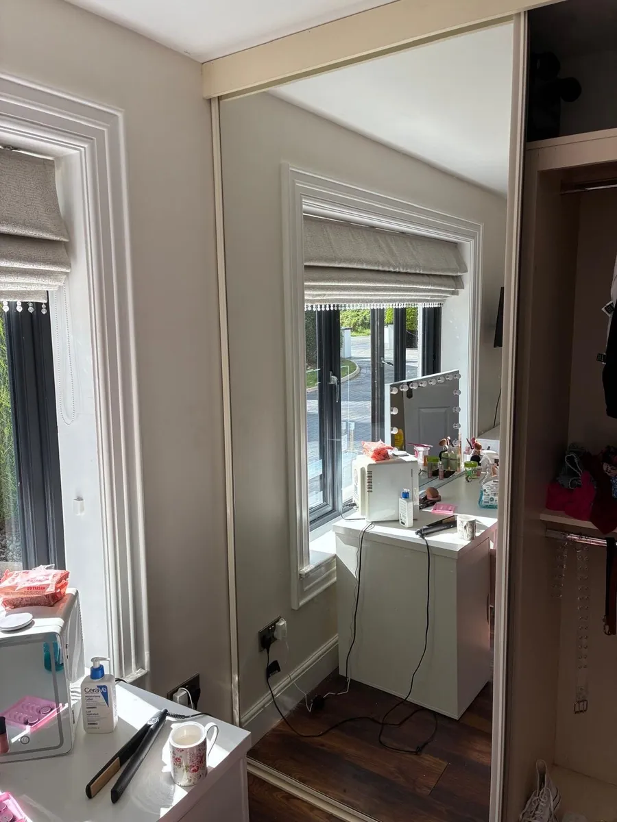 3 x Slide robe doors - Image 2