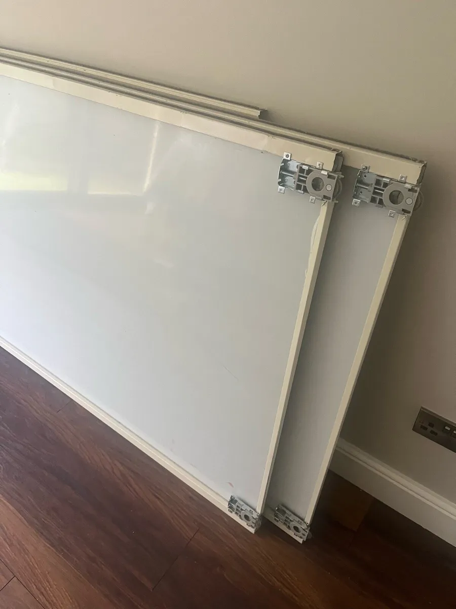 3 x Slide robe doors - Image 3