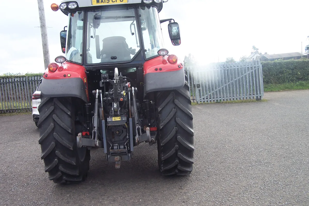 2019 Massey Ferguson 5713S - Image 4