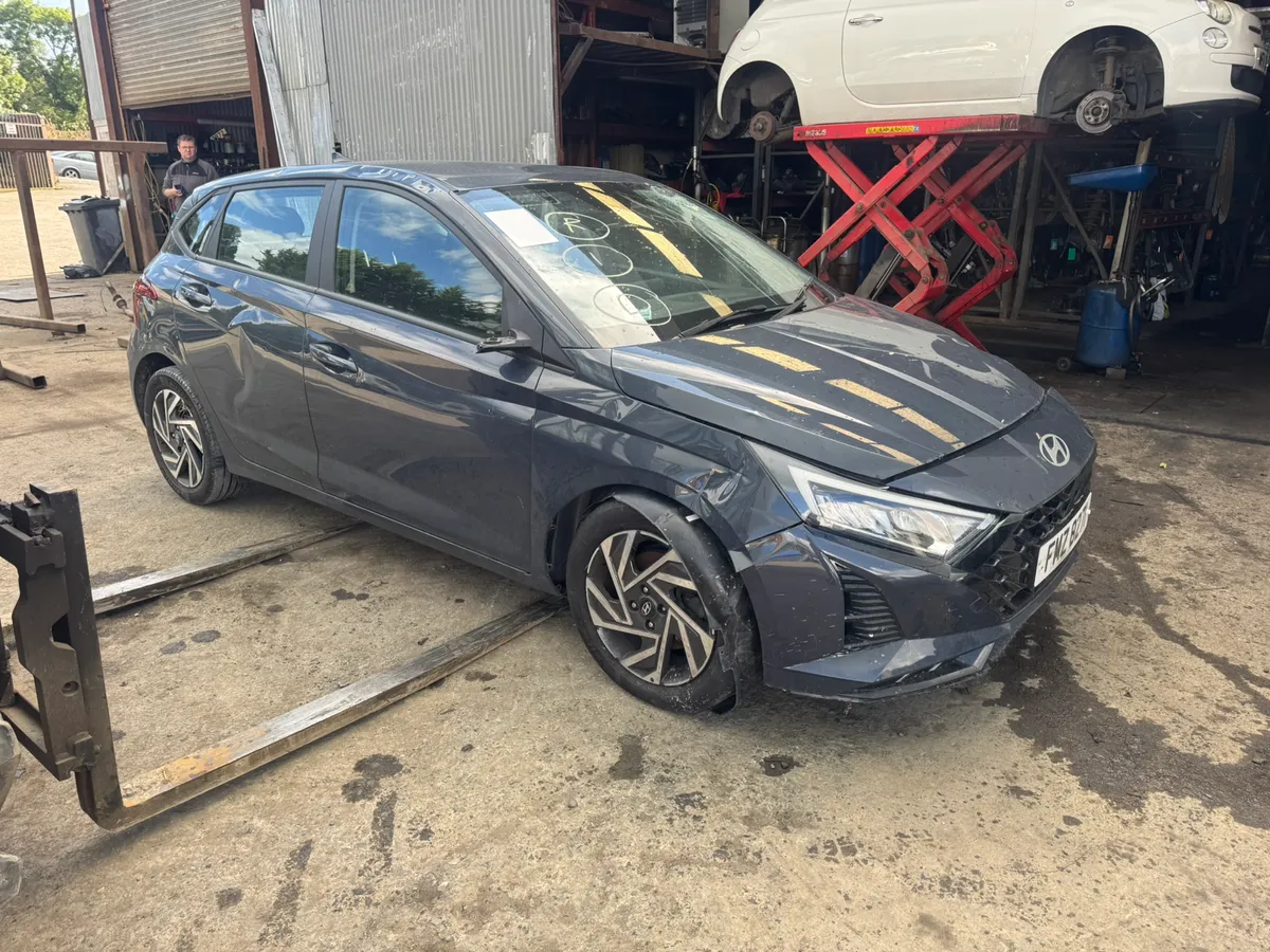 Breaking 2024 Hyundai i20 1.0 t-gdi - Image 2
