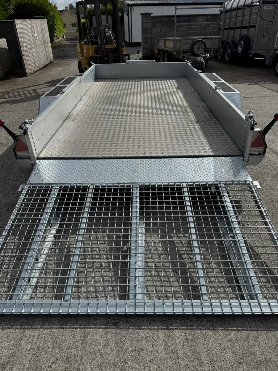 Nugent plant trailer - Image 1