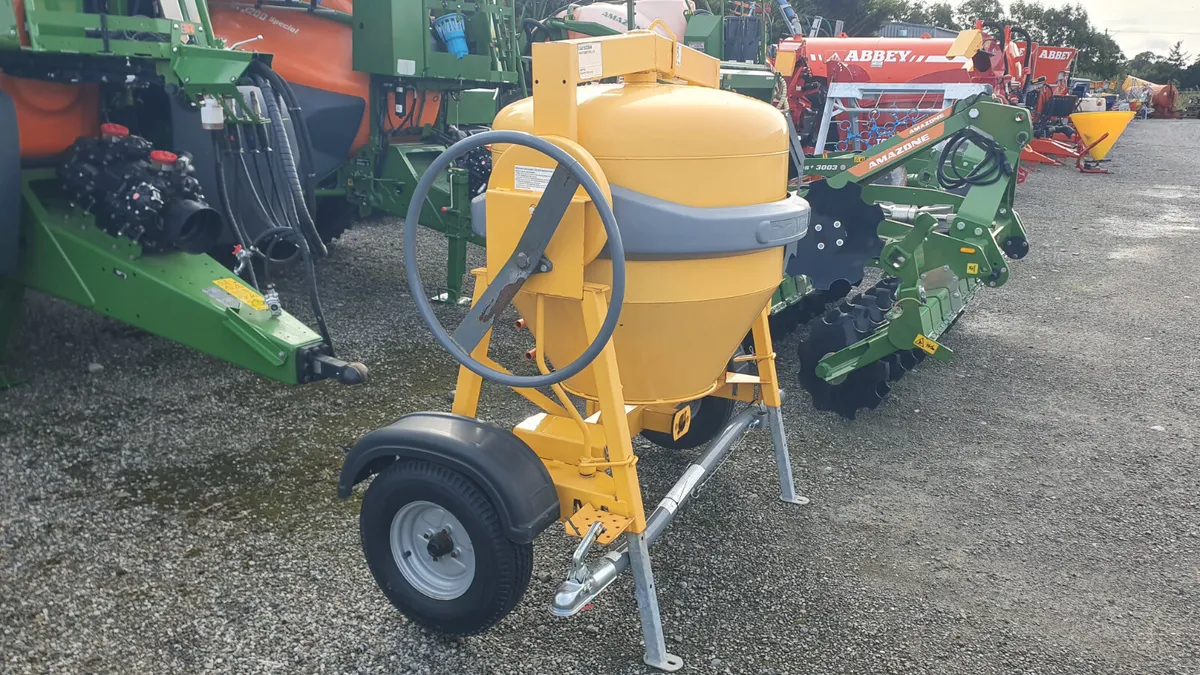 New Altrad 480 Diesel Towable Mixer - Image 2