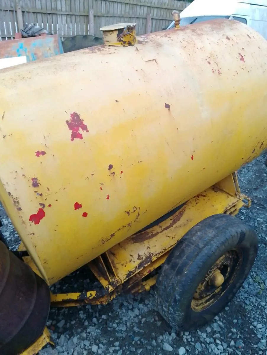 Fuel Water Bowsers 1000 Litres c/w Engines - Image 4