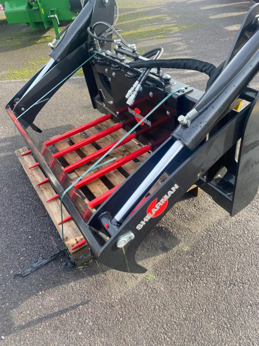 Shearman bale cutter - Image 1