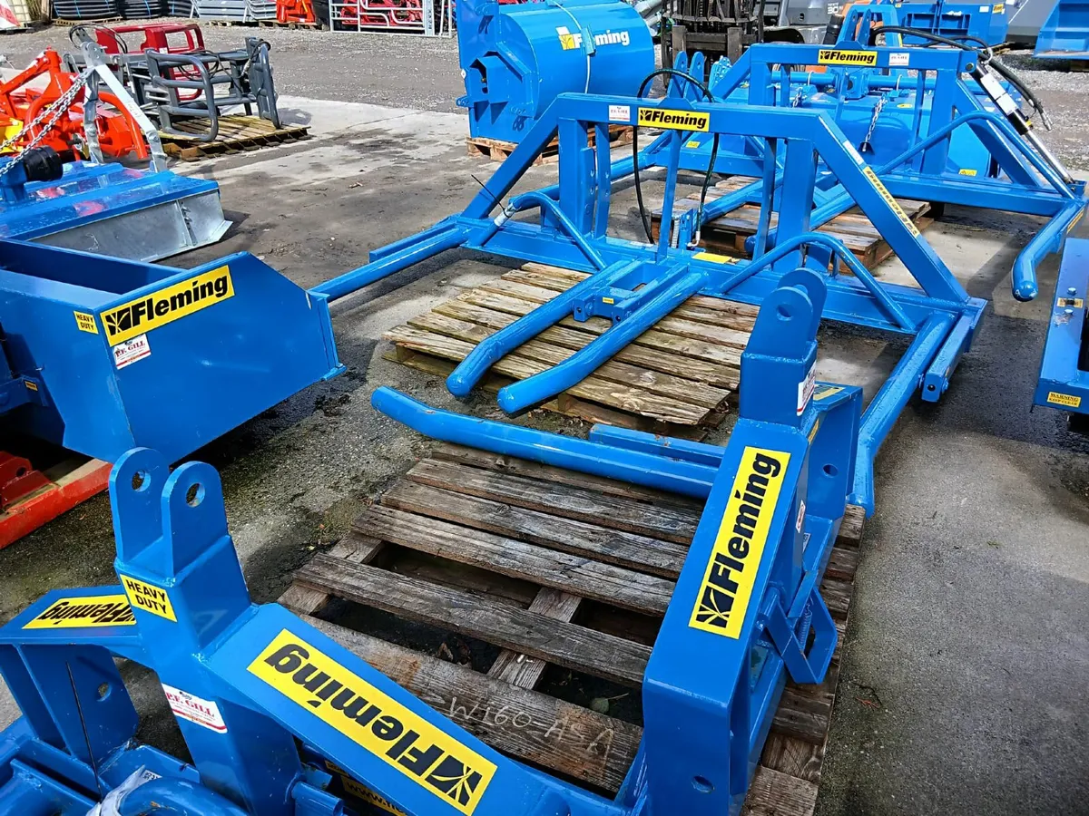 NEW FLEMING BALE LIFTERS - Image 1
