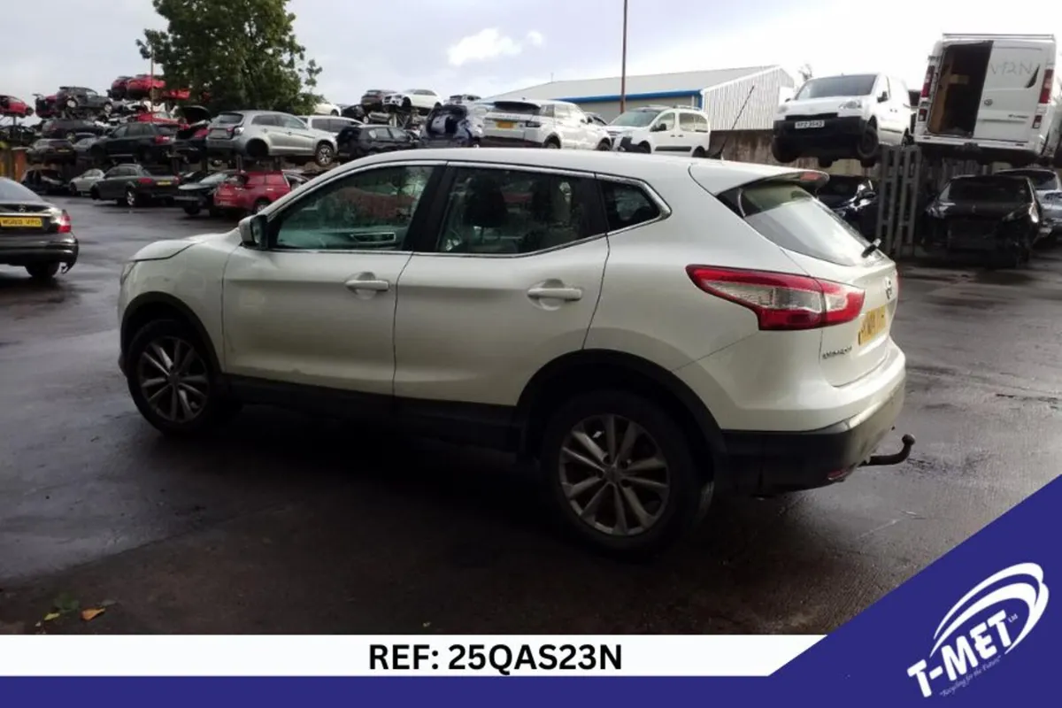 2014 NISSAN QASHQAI BREAKING FOR PARTS - Image 4