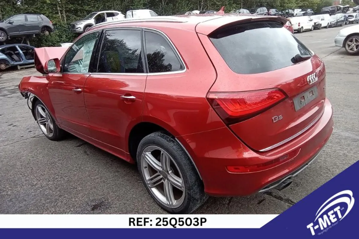 2015 AUDI Q5 BREAKING FOR PARTS - Image 1