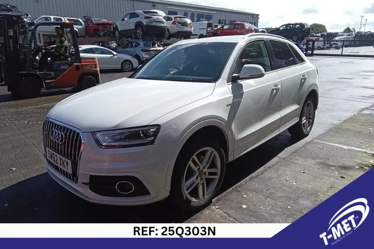 2012 AUDI Q3 BREAKING FOR PARTS - Image 3