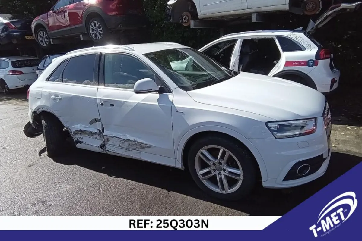 2012 AUDI Q3 BREAKING FOR PARTS - Image 1