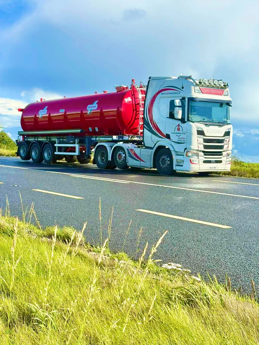 6500GL Redrock Artic Tank