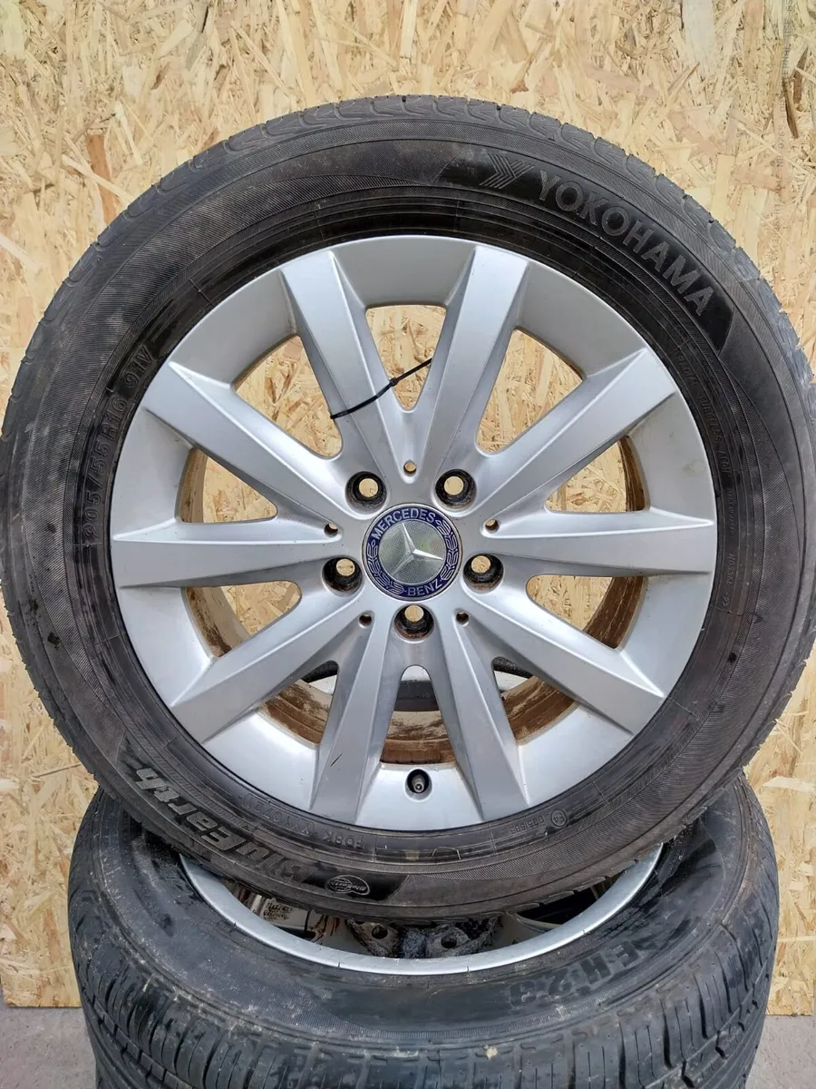 2014 Mercedes Benz B Class 16" Alloy Wheels Set - Image 1