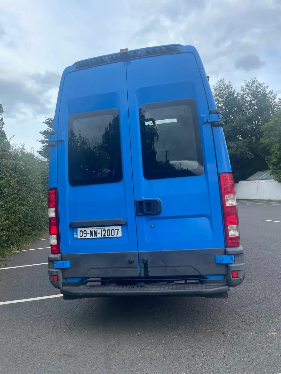 camper van - Image 1