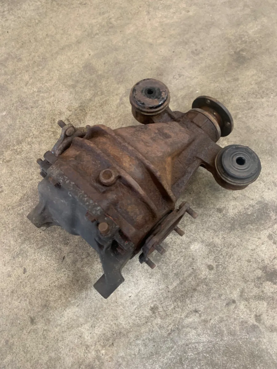 Lexus IS200 Sport LSD - Image 2