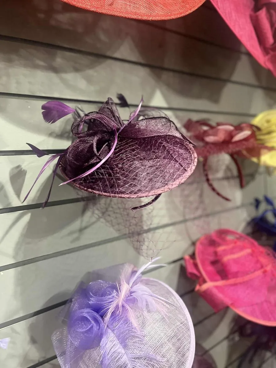 Hat hire buissness for sale over 400 hats - Image 4
