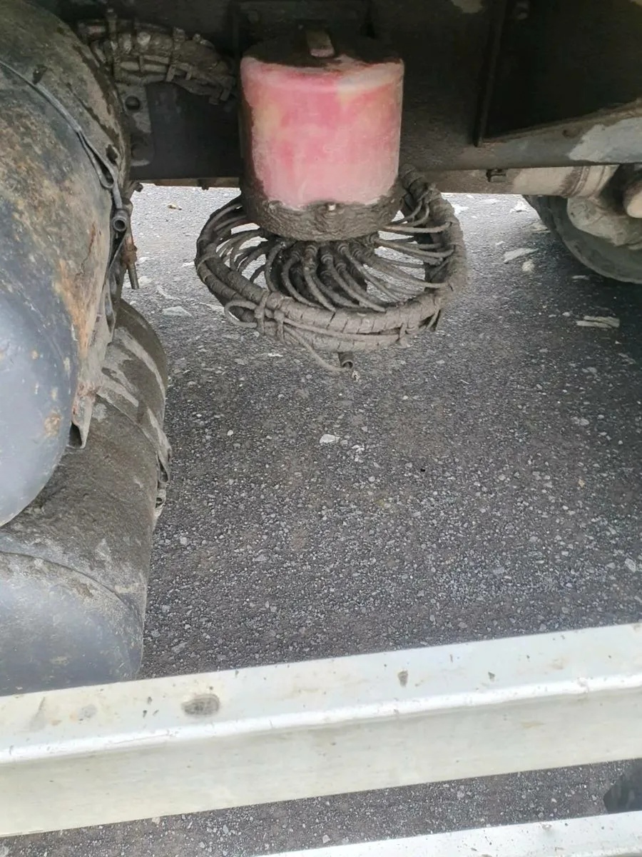 Scania P360 Tipper - Image 3