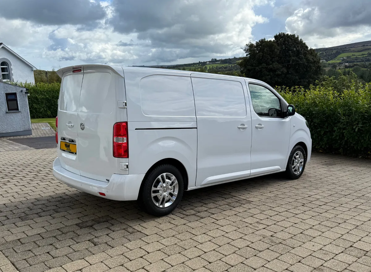2022 (222Reg) Vauxhall Vivaro Sportive 2700 MEB - Image 4
