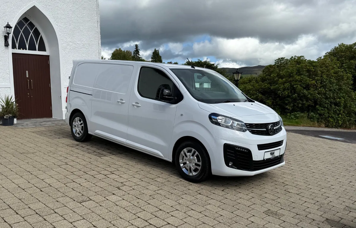 2022 (222Reg) Vauxhall Vivaro Sportive 2700 MEB - Image 1