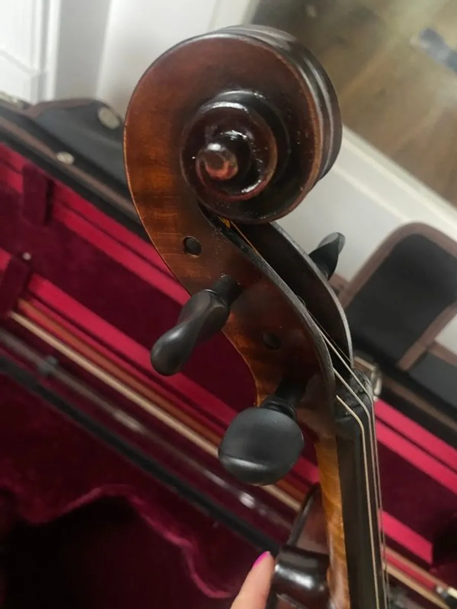 Violin - Image 4