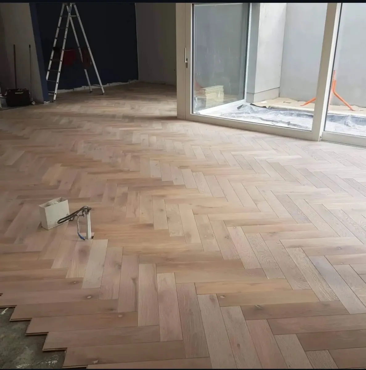 laminate and floor installation - Image 3