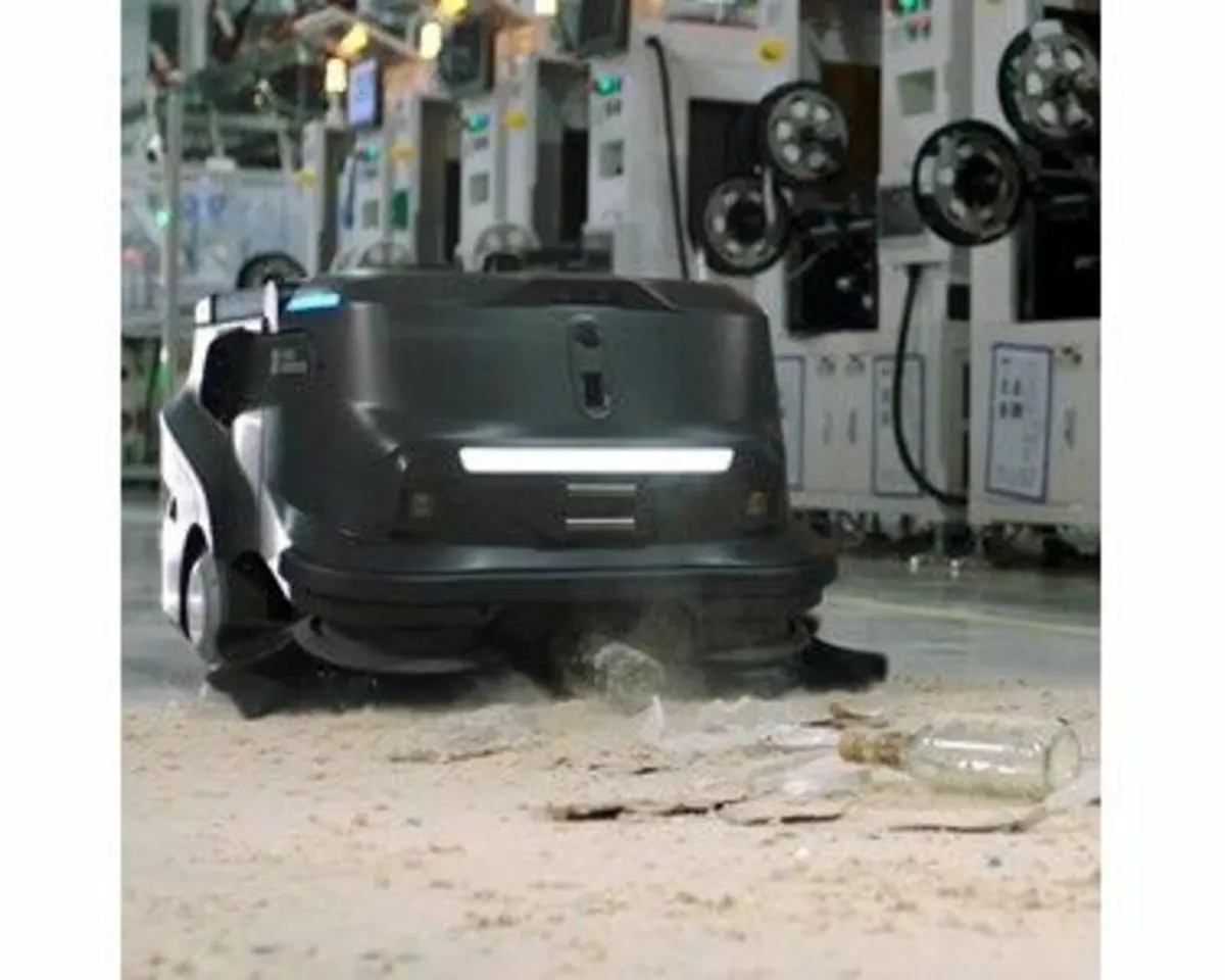 PUDU MT1 – AI-Powered Robotic Sweeper 🤖🧹 - Image 3