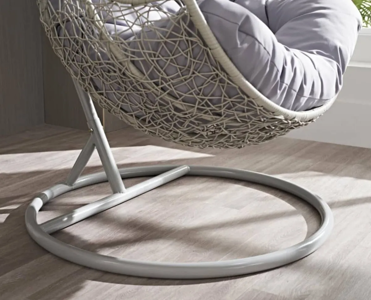 NEW RATTAN HANGING SWING EGG CHAIR / DELIVERY - Image 4
