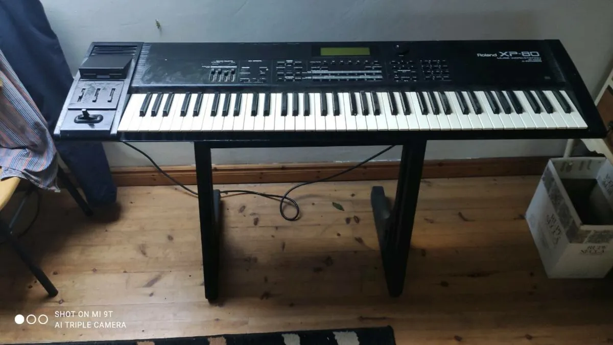 Roland  XP - 80 workkstation /Synthesiser - Image 1