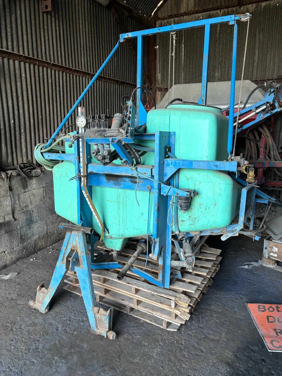 Berthound sprayer - Image 1