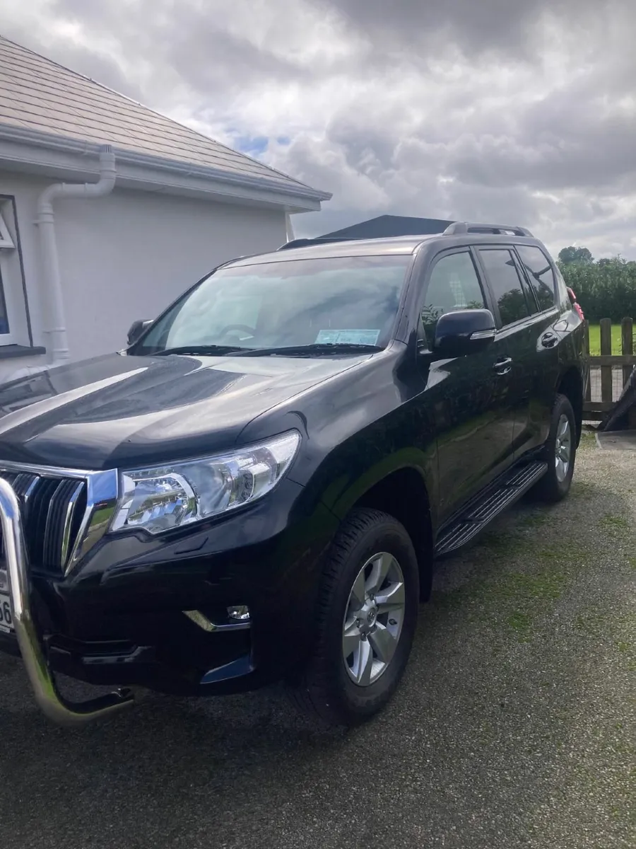 Toyota Land Cruiser 2023 - Image 3