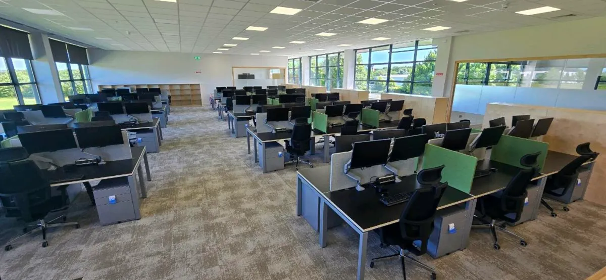 Office fit outs - Image 1