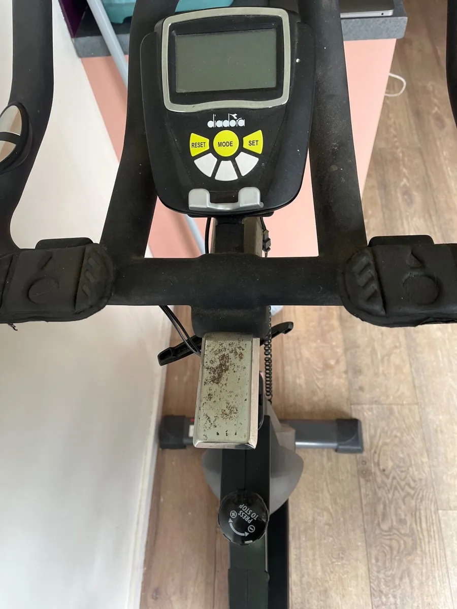 Stationery spin bike - Image 3