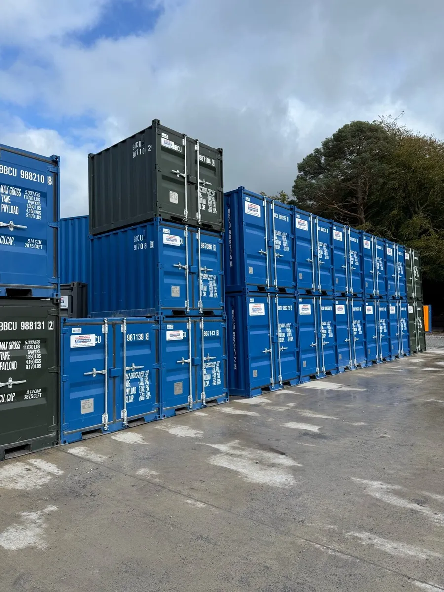 Storage containers - Image 1