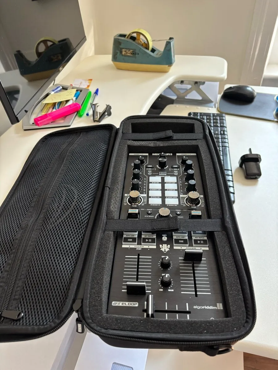 DJ Reloop Mixtour Pro - Image 3