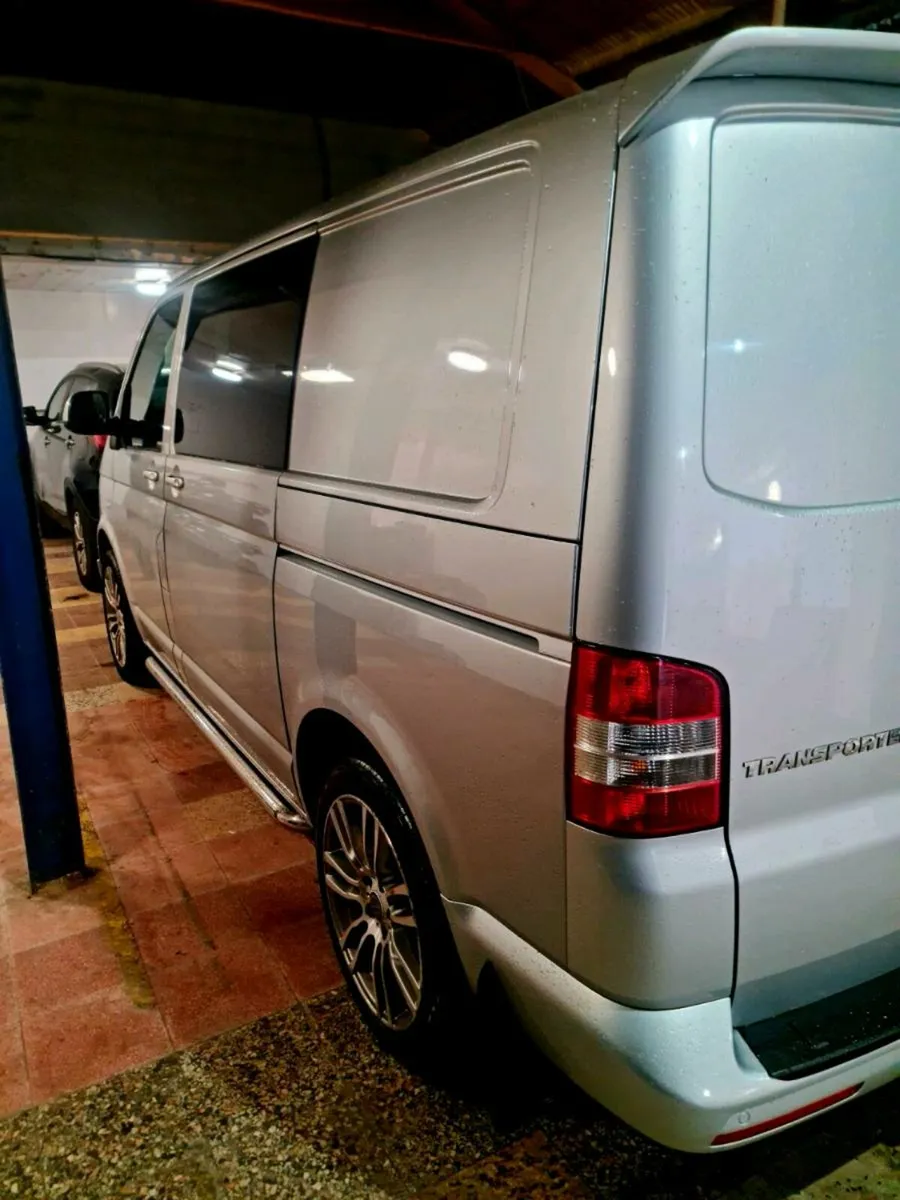 VW TRANSPORTER T5.1 T32 DSG 180BHP BITDI - Image 2