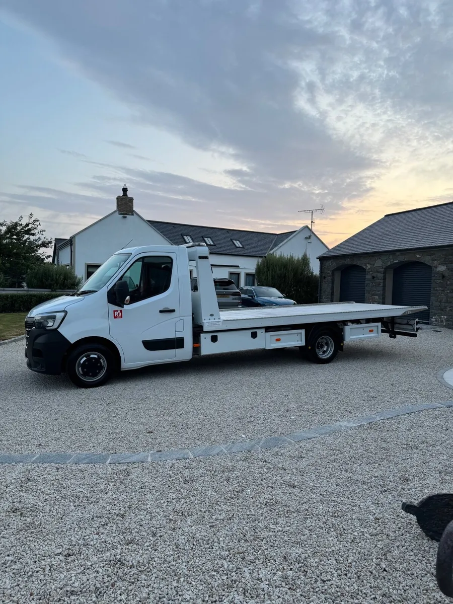 NEW Renault Master Red Edition 4.5T Tilt&Slide - Image 3