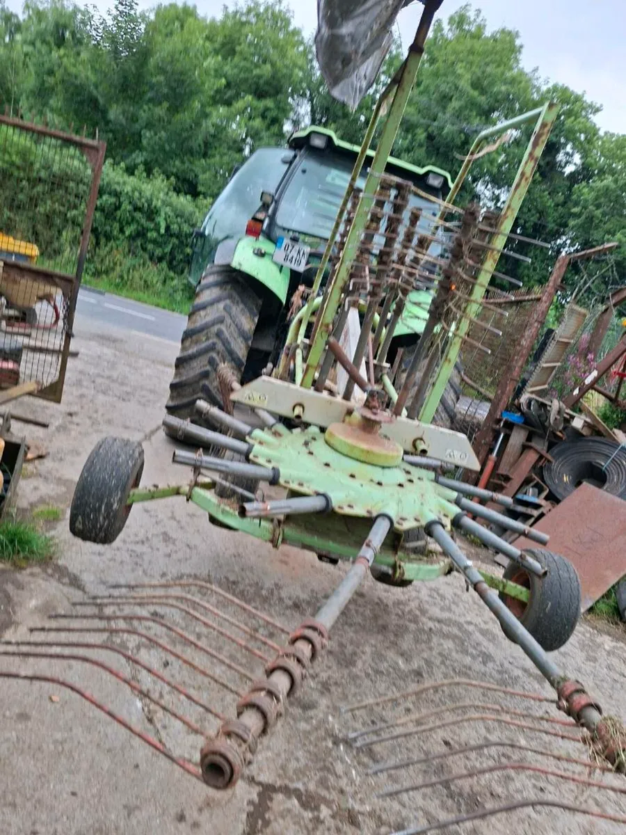 Silage grabsfor sale 4ft and 5ft+other items - Image 2