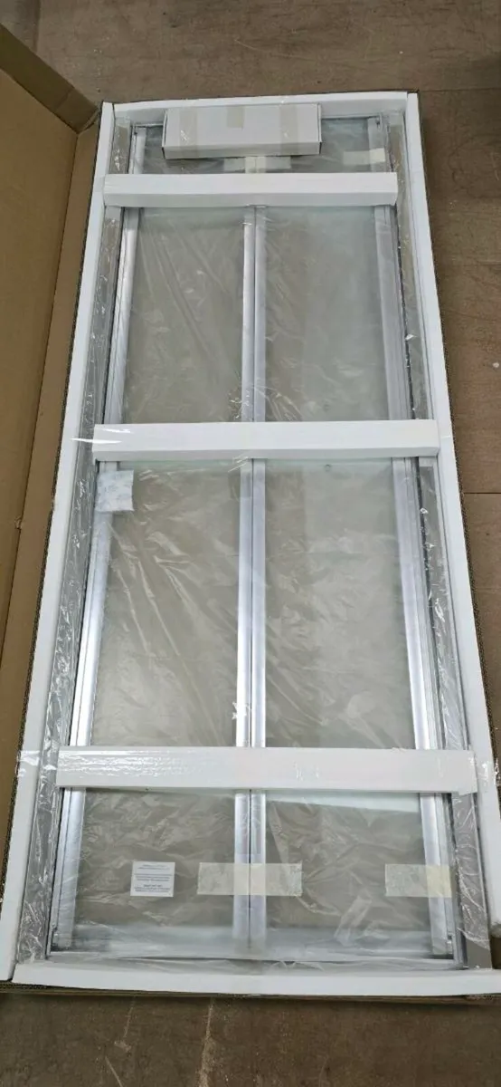 Shower door - Image 1