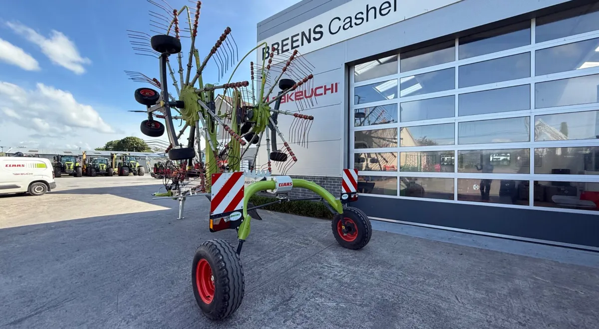 Claas Liner 2700 Rake - Image 2