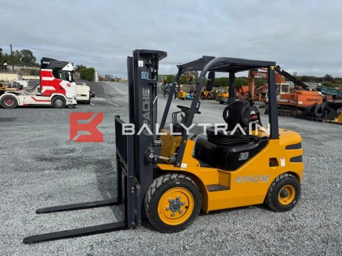 Apache HH30Z Forklift (2025) - Image 3