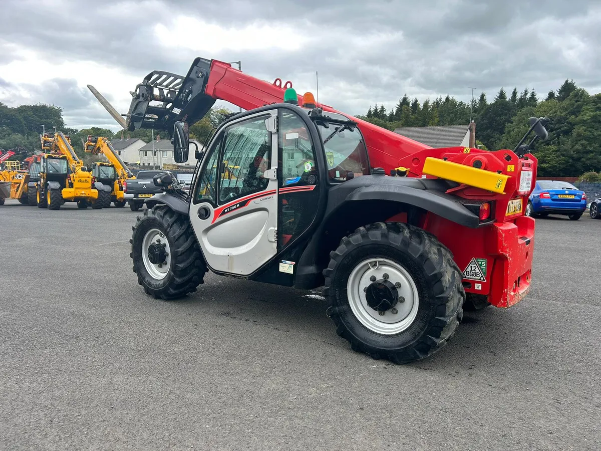 2022 Manitou MT730 Only 2400Hrs - MULLANS - Image 4