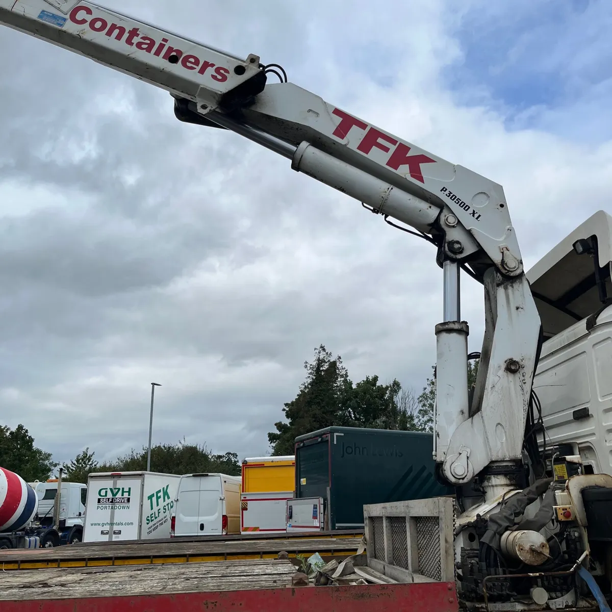 CRANE truck - Image 4