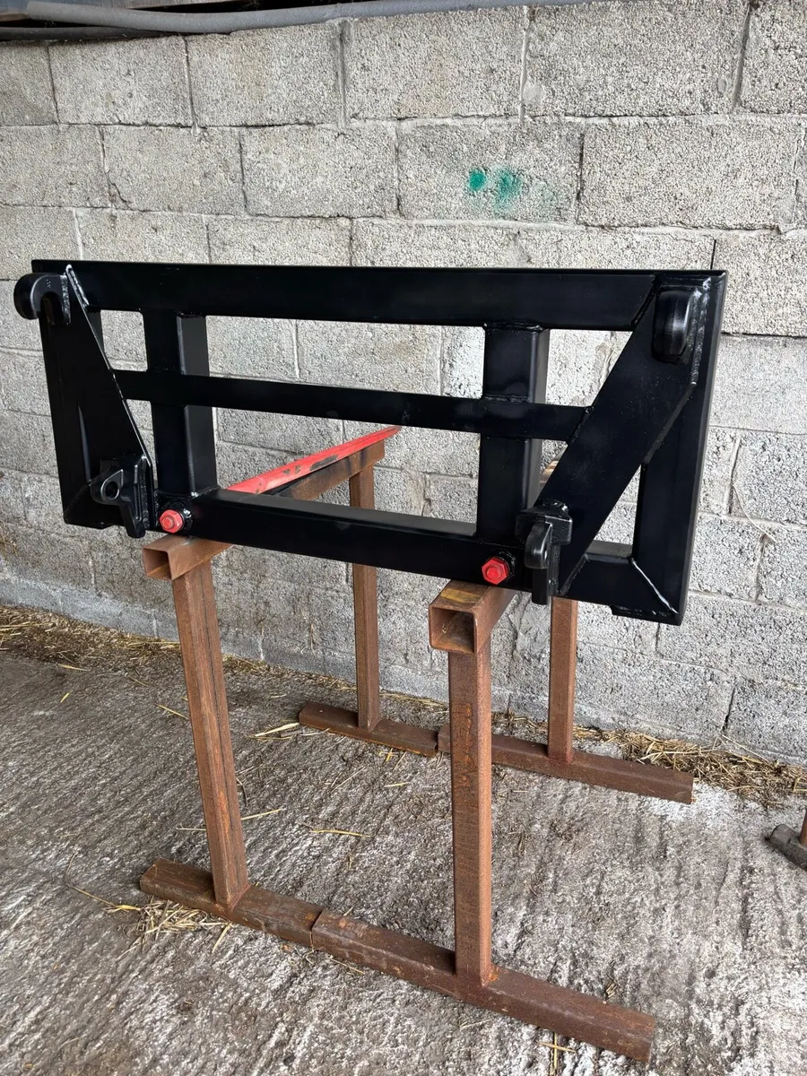 Bale spike - Image 3