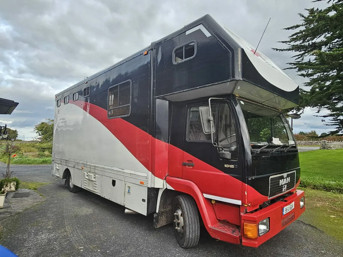 Horse Lorry - Image 2