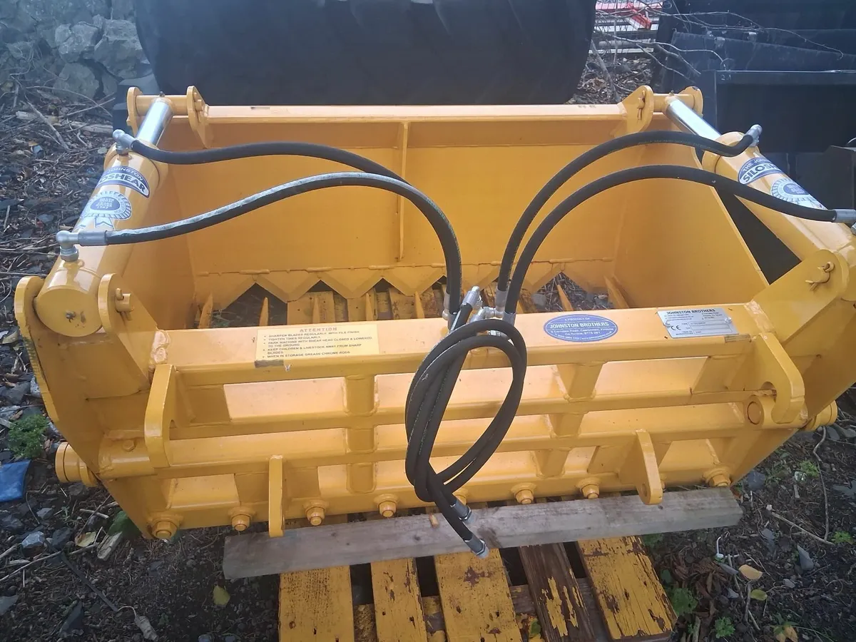 Sheer Grabs - Image 4